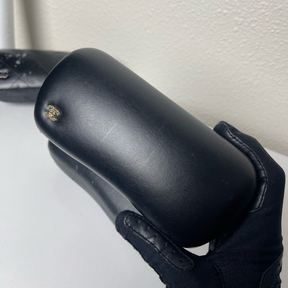 Preloved CHANEL Sunglasses Case CC Chain - Picture 4 of 8